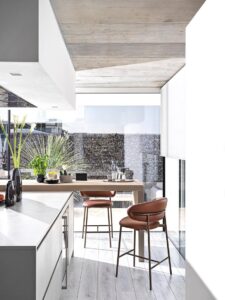 cs2032_P29L_SLT_850x1134